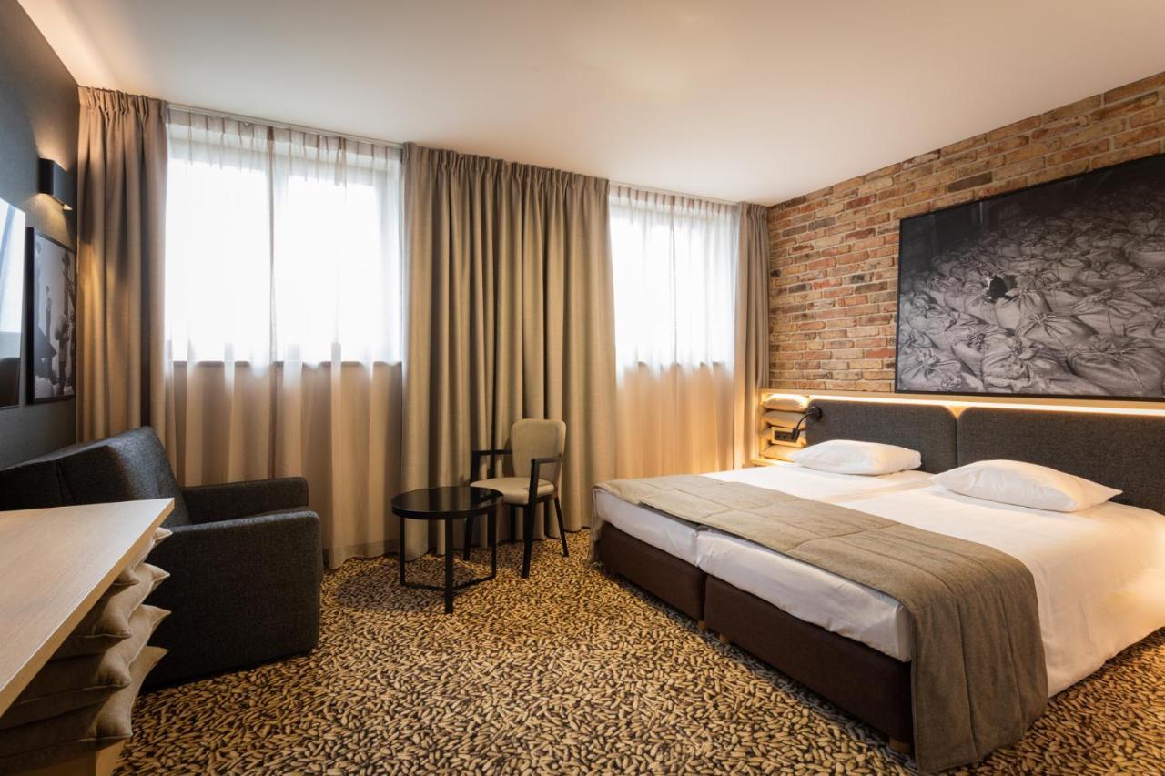 Qubus Hotel Gdansk Ngoại thất bức ảnh