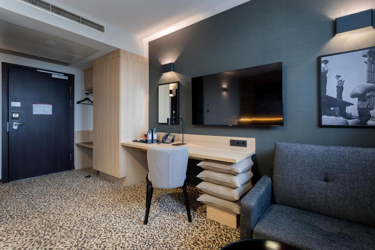 Qubus Hotel Gdansk Ngoại thất bức ảnh