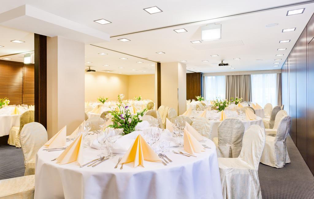 Qubus Hotel Gdansk Ngoại thất bức ảnh