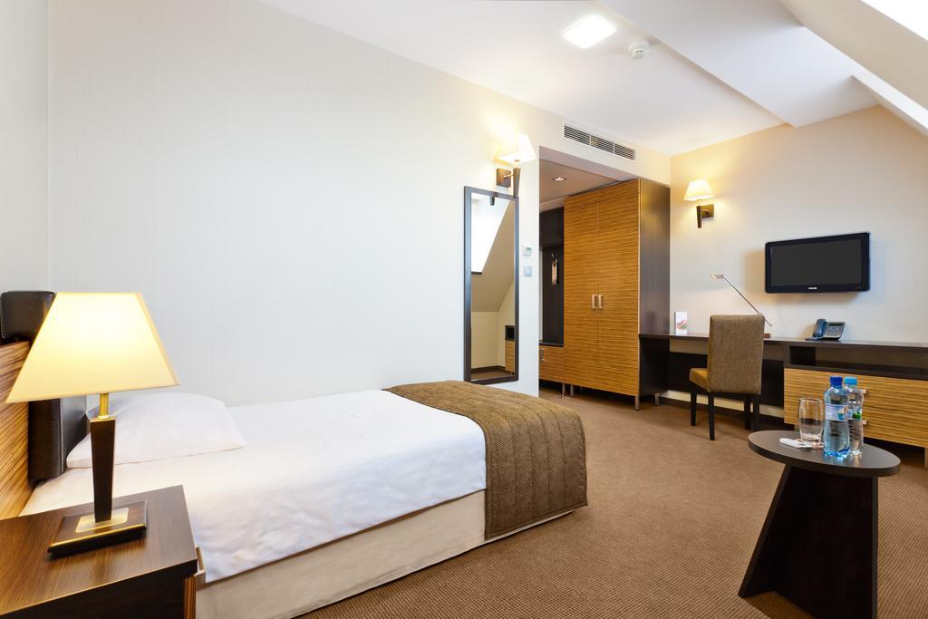 Qubus Hotel Gdansk Phòng bức ảnh
